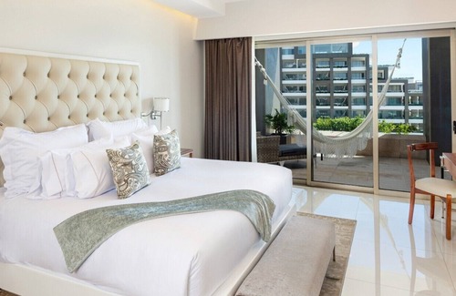 Cabo San Lucas Complejo | SUITE DE LUJO DE 2 DORMITORIOS EN GARZA BLANCA 5-STAR DIAMOND RESORT CABO 1,980 Sq Ft