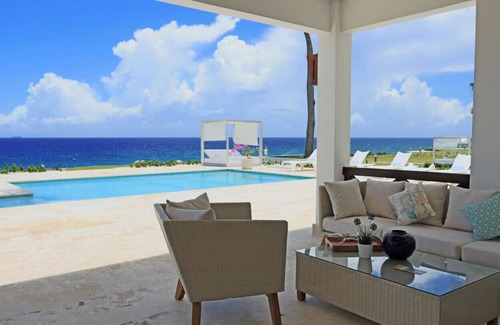 Playa Chiquita Villa | Villa de lujo de 3 dormitorios frente al mar # 9
