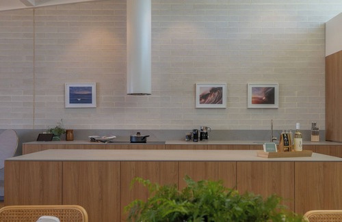 Aldinga Beach Casa | Luxury oceanfront retreat close to cellar doors of McLaren Vale
