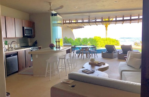 Troncones Condominio | Condominio de lujo frente al mar en Surf Break, prvt. piscina, puestas de sol impresionantes