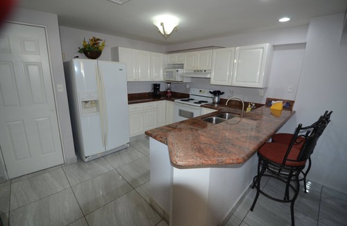 Marina Mazatlán Condominio | Condominio de lujo frente al mar - Oferta especial de agosto a octubre $ 500 / semana + tarifas