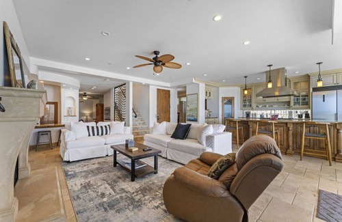 South Oceanside Villa | Luxury Oceanfront Villa w/ Resort Style Amenities