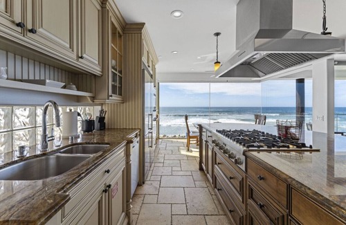 South Oceanside Villa | Luxury Oceanfront Villa w/ Resort Style Amenities