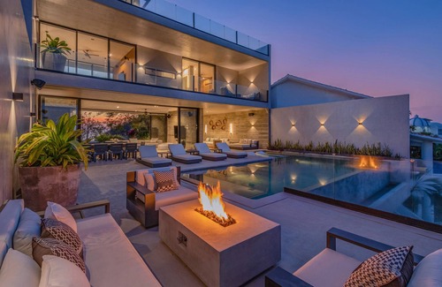 Santa María Huatulco Villa | Luxury Oceanfront Villa w/ Pools & Elevator