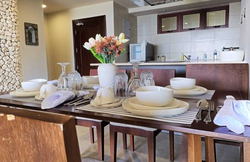 Shanzu Apartamento | Luxury Oceanline Beachfront Apartments