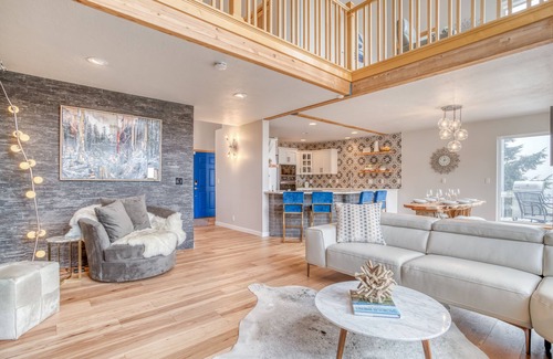 Neskowin Casa | Casa de lujo con vista al mar con vistas panorámicas al océano, bañera de hidromasaje, espacio al aire libre y sala de bonificación