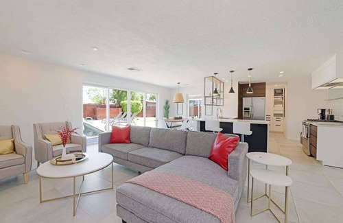 Scottsdale Highlands Casa | 🏜 LUXURY Old Town Oasis - Heated Pool - Golf - Work - Relax