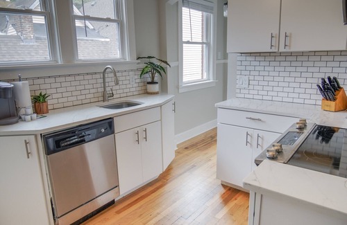Richmond Apartamento | Luxury on Main / West