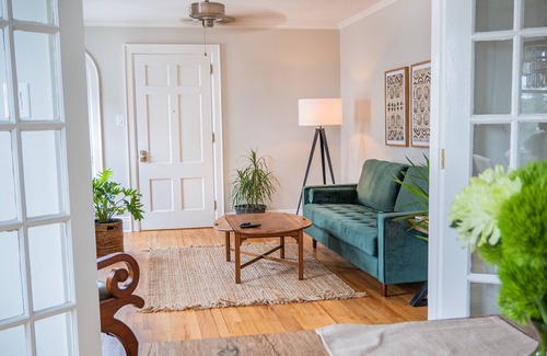 Richmond Apartamento | Luxury on Main / West