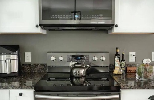 Town of Reading Casa | Luxury on Seneca Wine Trail, 3 King Beds with Awesome Country View