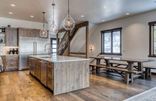 Whitefish Casa | Luxury on Whitefish Mountain! 9BD 5.5BA Sleeps 25!