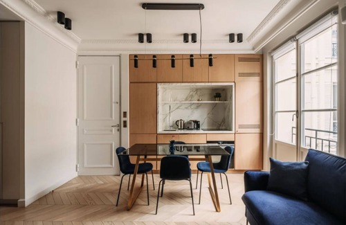 Saint-Germain-l'Auxerrois Apartamento | luxury one bedroom apartment on Rue de Rivoli