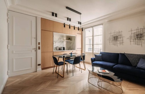Saint-Germain-l'Auxerrois Apartamento | luxury one bedroom apartment on Rue de Rivoli