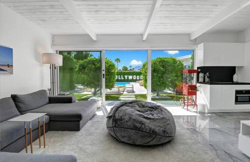 Racquet Club Estates Casa | Luxury Palm Springs Home With Pool and Next to Downtown & Airport