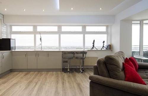 Swindon Apartamento | Luxury Panoramic Balcony Swindon Central