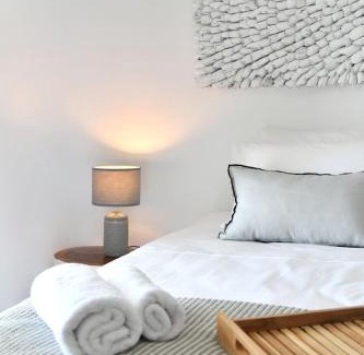 Glisidia Villa | Luxury Paros Villa Villa Thoe Contemporary Luxury 3 Bedrooms Glisidia