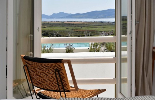 Glisidia Villa | Luxury Paros Villa | Villa Kallihroe | Privacy & Luxury | Private Pool | Sleeps 10 | Glisidia