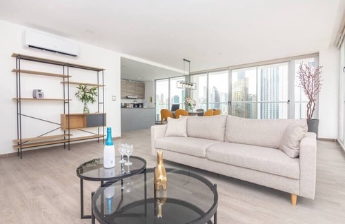 Marbella Condominio | Luxury penthouse 3 BR apt free parking