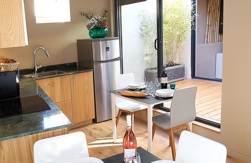 Lourmarin Apartamento | Apartamento ático de lujo en el centro de Lourmarin