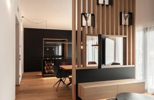 Monguelfo Apartamento | Luxury Penthouse - Between Kronplatz, 3 Peaks Dolomites and Lake Prags
