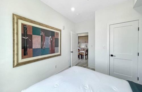 Northeast Casa | Luxury Penthouse , Private RoofDeck & Amazing View