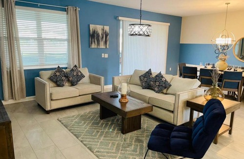 Historic Downtown Kissimmee Casa | Luxury Pet Friendly Homes