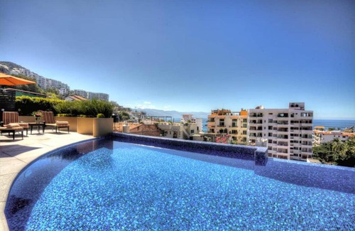 Amapas Apartamento | Pinnacle de lujo con jacuzzi