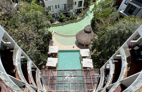 Villa Juarez Villa | Luxury Playa del Carmen Home Near to beach Gym Pool Hot tube Kayak