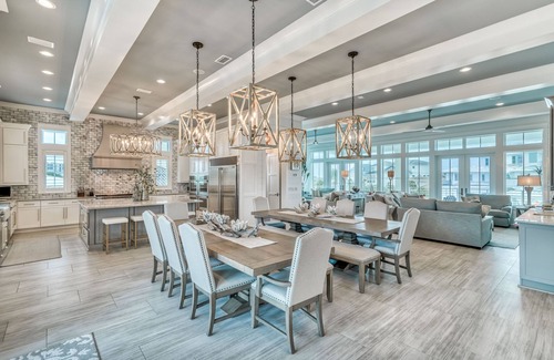 Gulf Pines Casa | *LUXURY*Pool/SPA*Elevator*PrivateBeach*GolfCart*