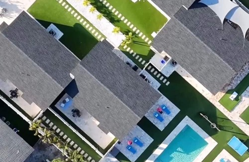 Delray Beach Villa | Luxury Poolside Villas #2 Resort Style backyard