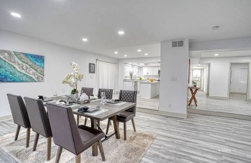 Lake Isabella Casa | Luxury Private Lake Home For Larger Groups on Acre with Huge Private Suite