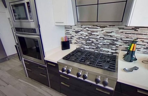 Costa del Este Condominio | Luxury Quality Overlooking the City & Ocean