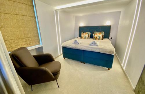 Kaunas Apartamento | Luxury Queen V apartment with Jacuzzi