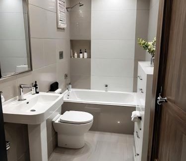 Canillas Apartamento | Luxury renovated apartment with terrace in Madrid