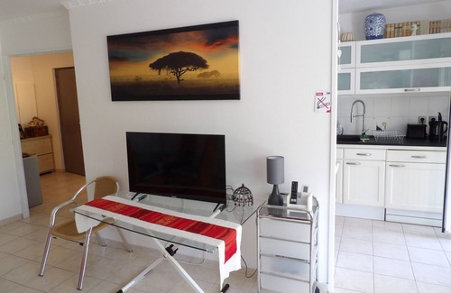 La Bocca Nord Apartamento | Luxury residence, furnished 3 rooms, 72m2, West Cannes, 3*