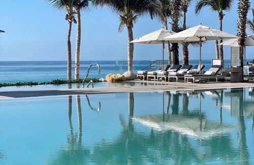 Los Cabos Apartamento | Luxury residence, 3BD 3.5BA loft, 3,563 sqft living space, amazing ocean views.
