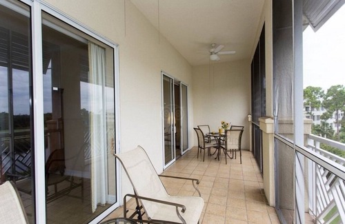 Estero Condominio | Luxury Resort 2 Bedroom 2 Bathroom Villa Packed With Family Fun