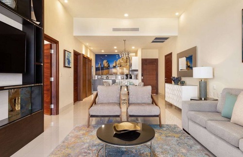 Zona Hotelera Apartamento | Luxury Resort on the beach, with five outdoor swimming pools