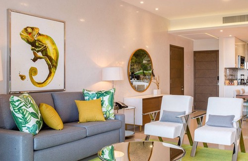 Centro de Cancún Apartamento | Luxury Resort One Bedroom Suite on the Beach