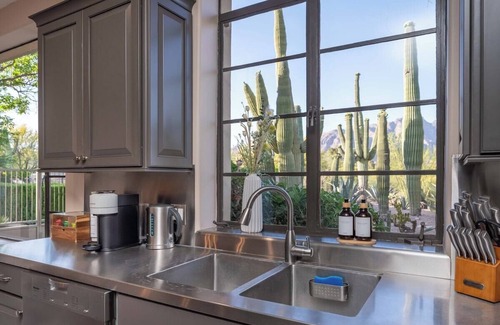 Catalina Foothills Estates Casa | Luxury/Resort Style "Joesler" Catalina Foothills