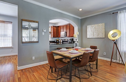 Braeswood Place Casa | Resort de lujo de estilo * * westelm Casa en el corazón del Tx Med Center y Estadio Nrg