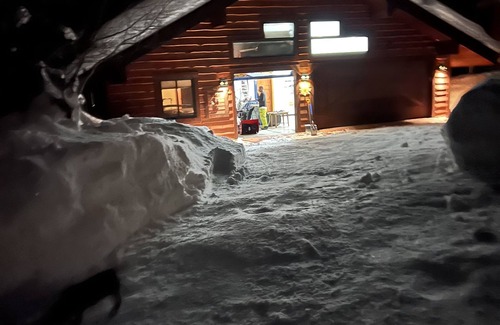 Summit Park Chalet De Esquí | Luxury retreat, 10 mins to 6 top ski resorts. Public transportation to downtown.