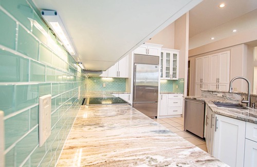 Fairway Village Casa | Luxury Retreat 5BR Mediterranean Home w/ Heated Pool | Steam Room | Golf Views | Spacious Lanai