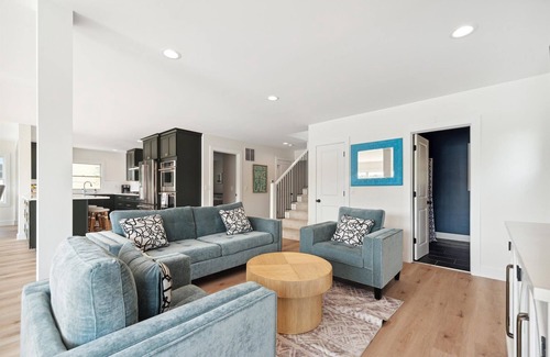 Richland Casa | Luxury Retreat on Gull Lake – Perfect for Your Next Getaway!