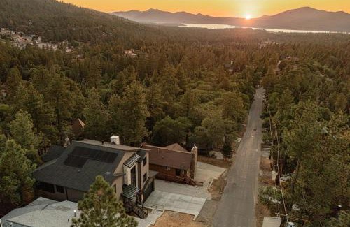 Upper Moonridge Casa | Luxury Ridgecrest Resort 4BR