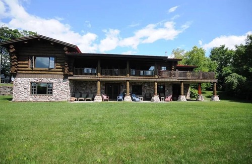 Little Falls Cabina | Luxury Ritter Lodge