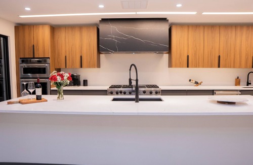 Fort Washington Casa | Luxury Riverfront home - breathtaking view and BRAND NEW - 20 min from DC.