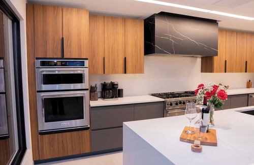 Fort Washington Casa | Luxury Riverfront home - breathtaking view and BRAND NEW - 20 min from DC.