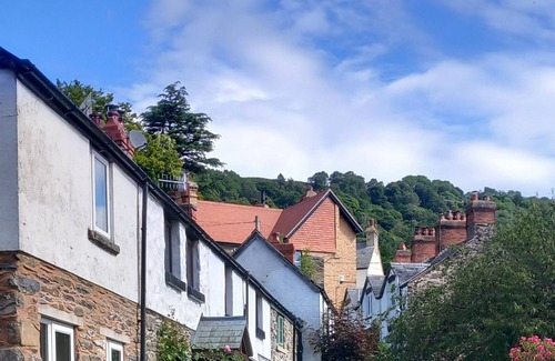 Corwen Cabaña | Luxury Riverside Retreat for 2