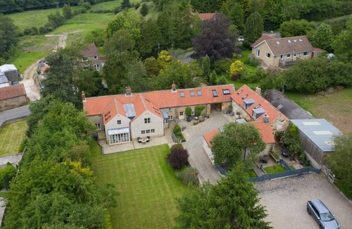 Aislaby Cabaña | Luxury Romantic Cottage for two